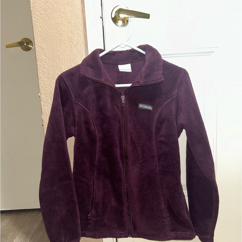 Columbia sweater